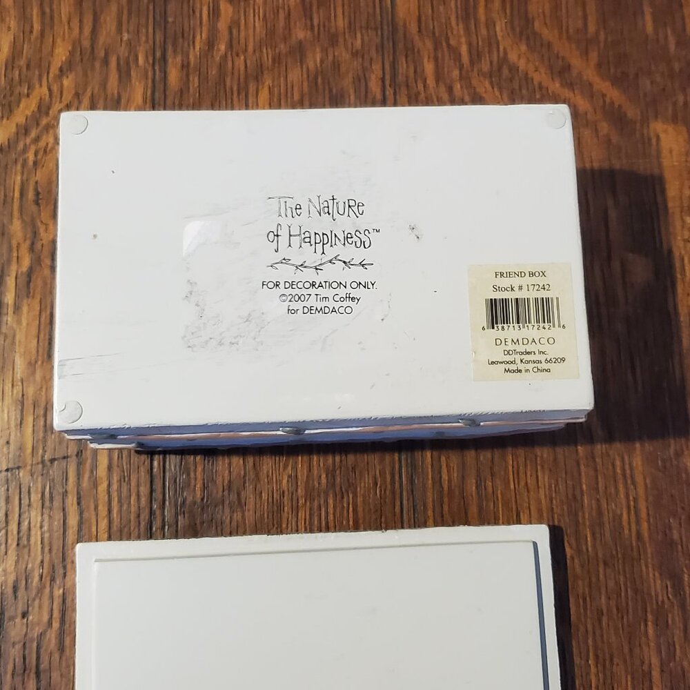 "Friends" Trinket Keepsake Gift Box by Tim Coffey for Demdaco - Picture 8 of 9